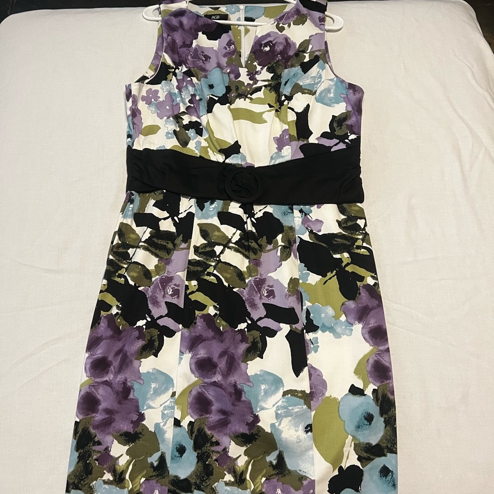 AGB Sleeveless Floral Dress